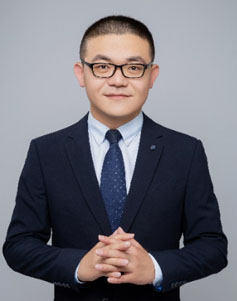 杨爱新