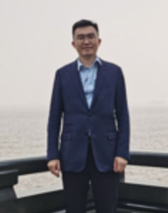 杨巍